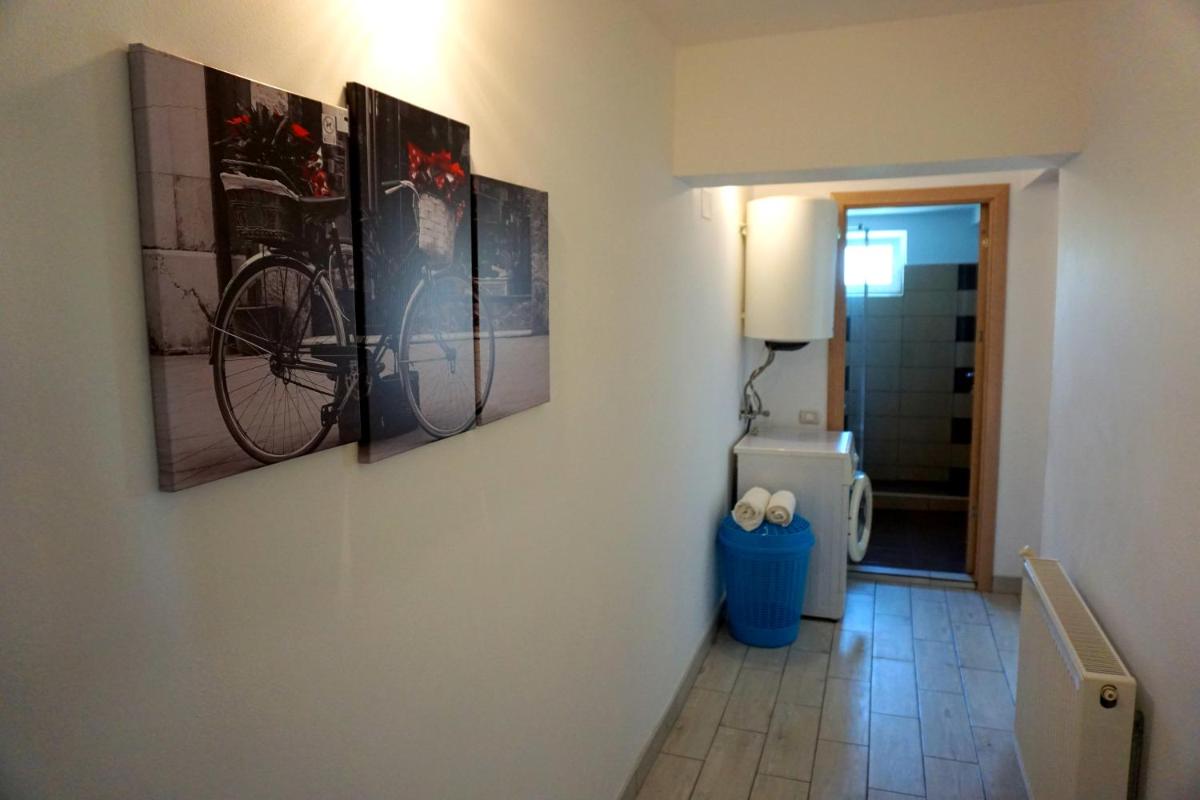 La Alina - Housity