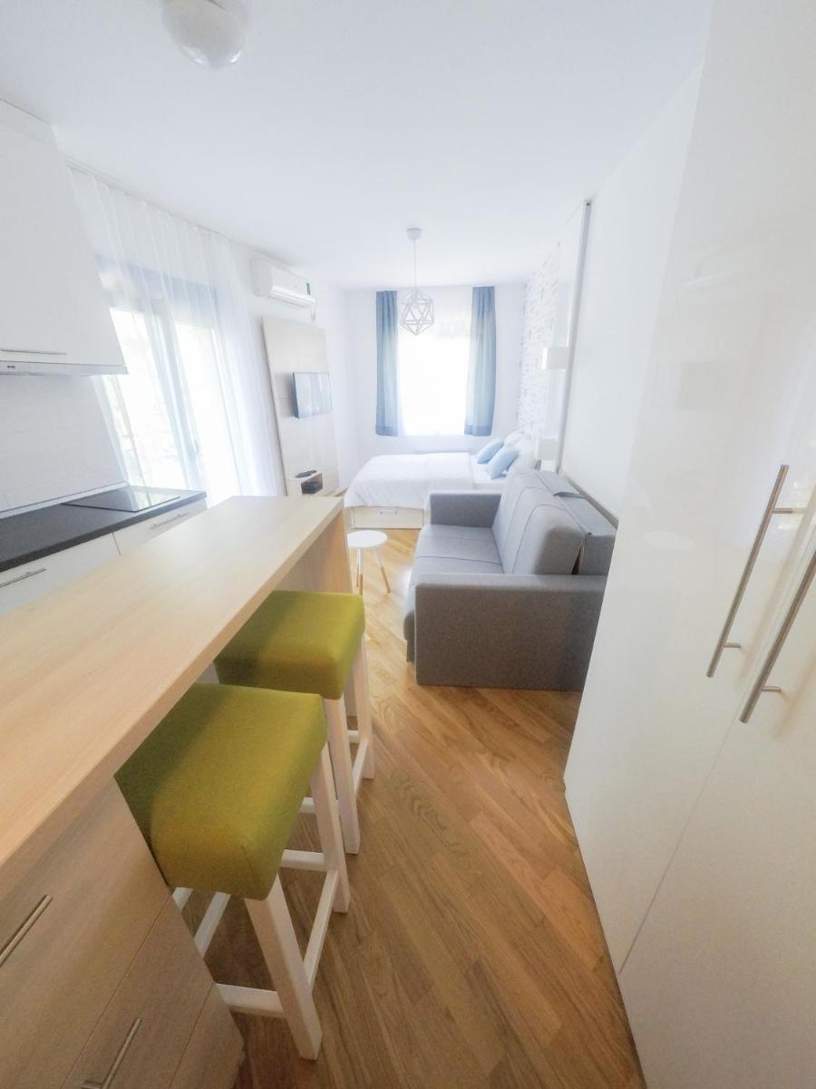 Apartments Karamarković - Hizvo