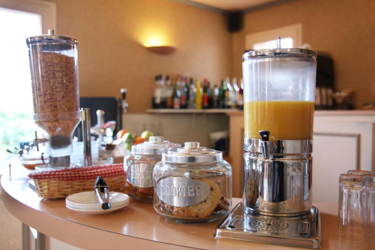 Nourriture dans l'hôtel ou à proximité