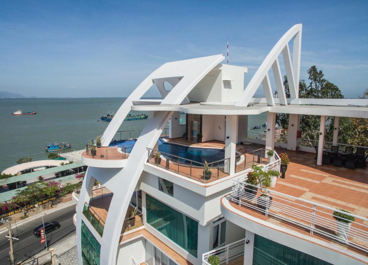 Cassabella Hotel & Apartments - Housity