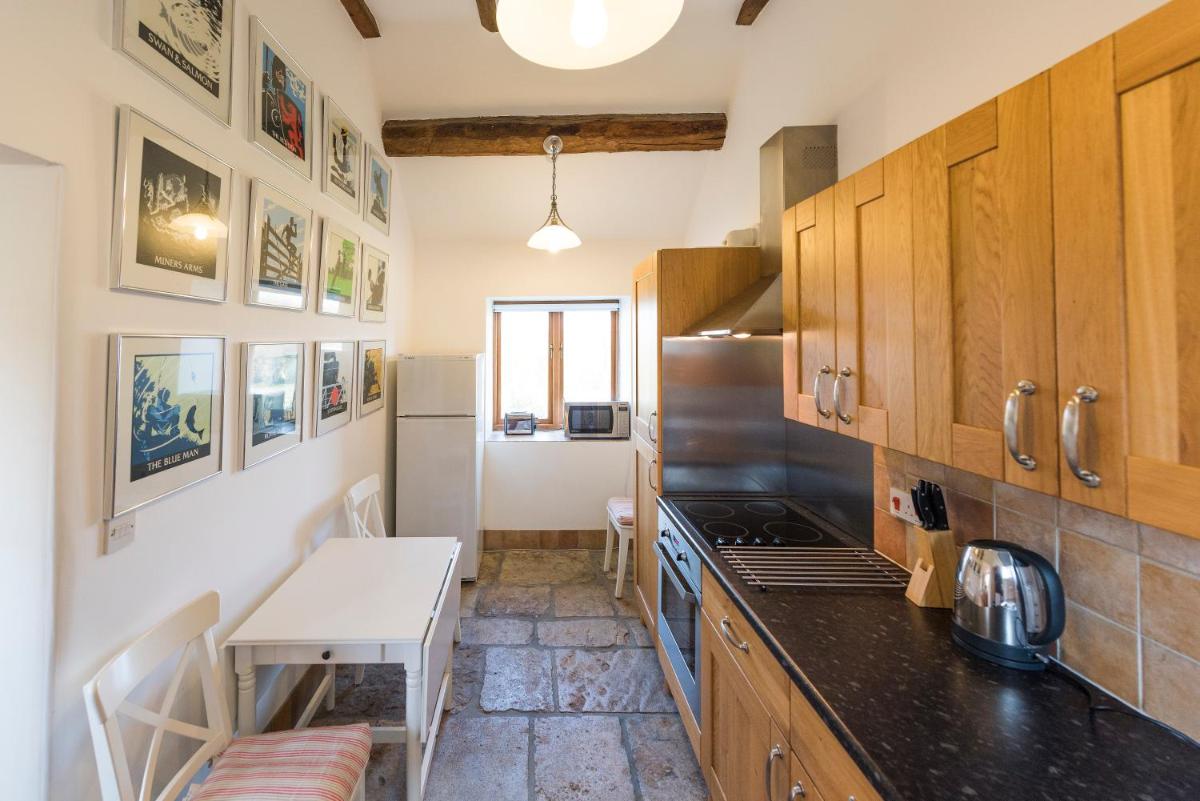 Whitley Coach House - Housity