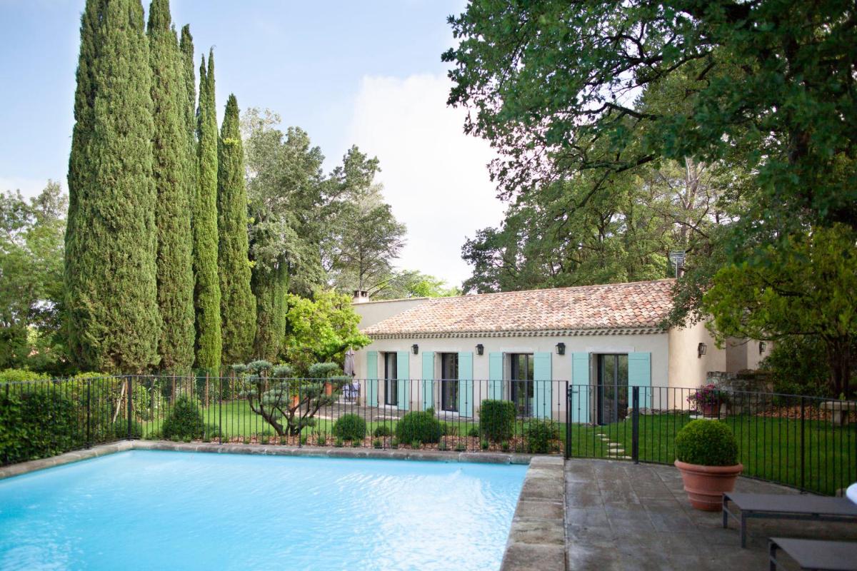 Piscine de l'établissement Le Vallon de Valrugues Hotel Spa & Villas ou située à proximité