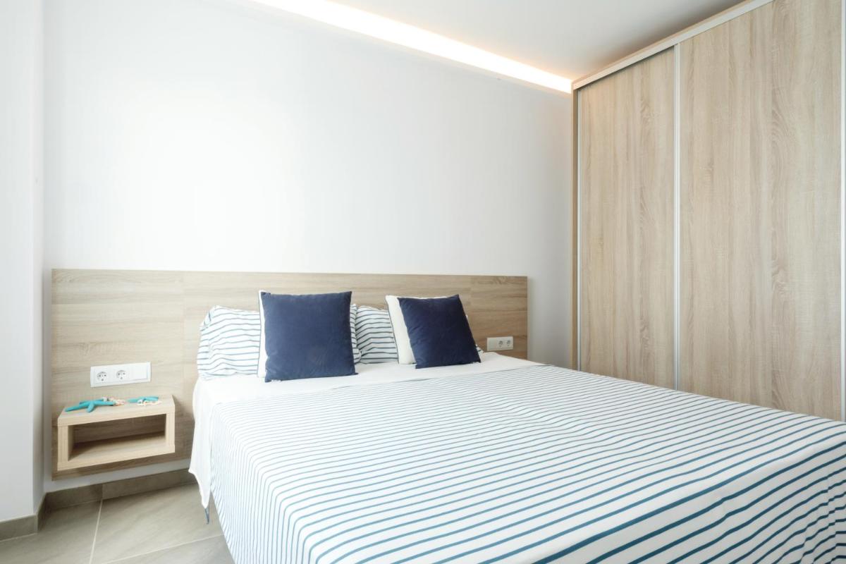 Sea Breeze Apartments - Housity