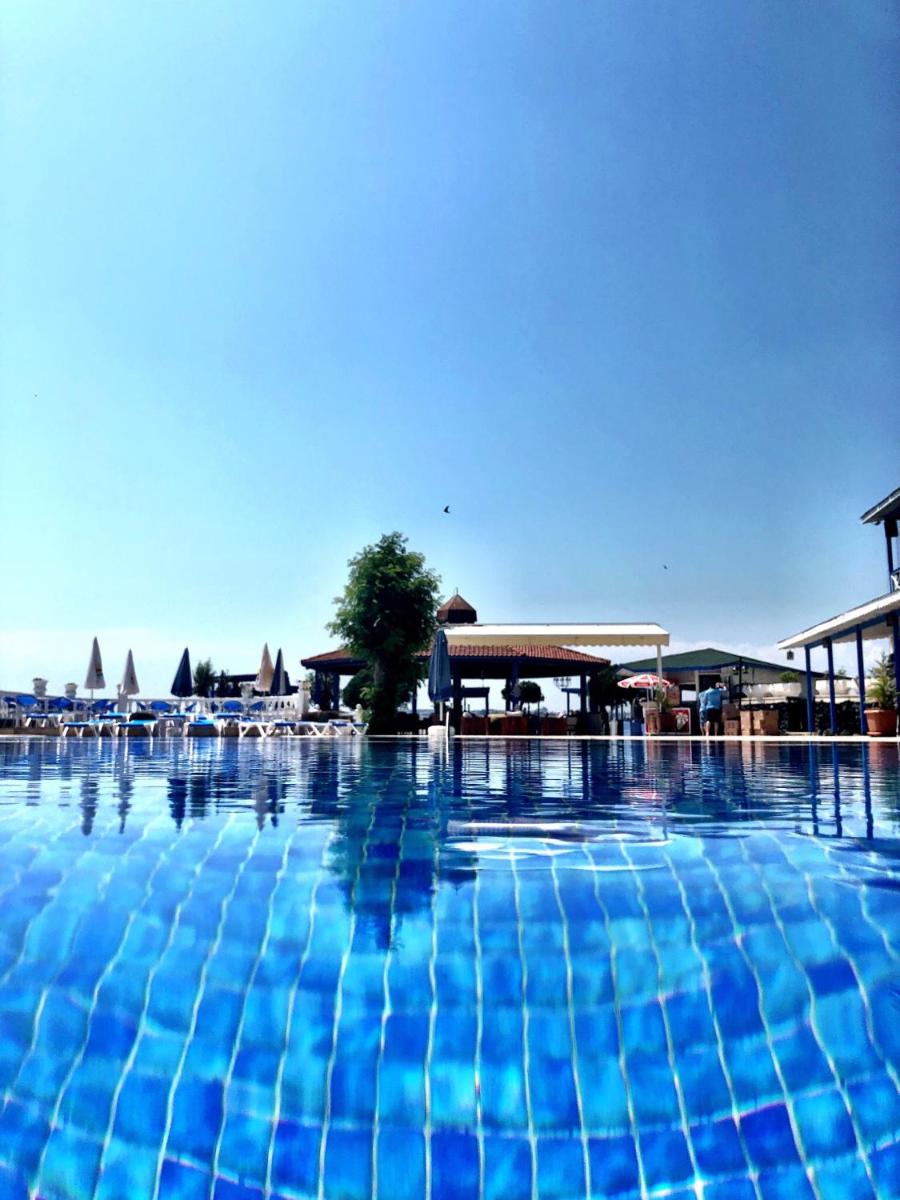 Family Resort Hotel - Housity