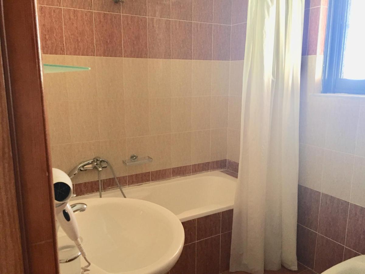 Sea and Sky Apartments Sarande - Hizvo