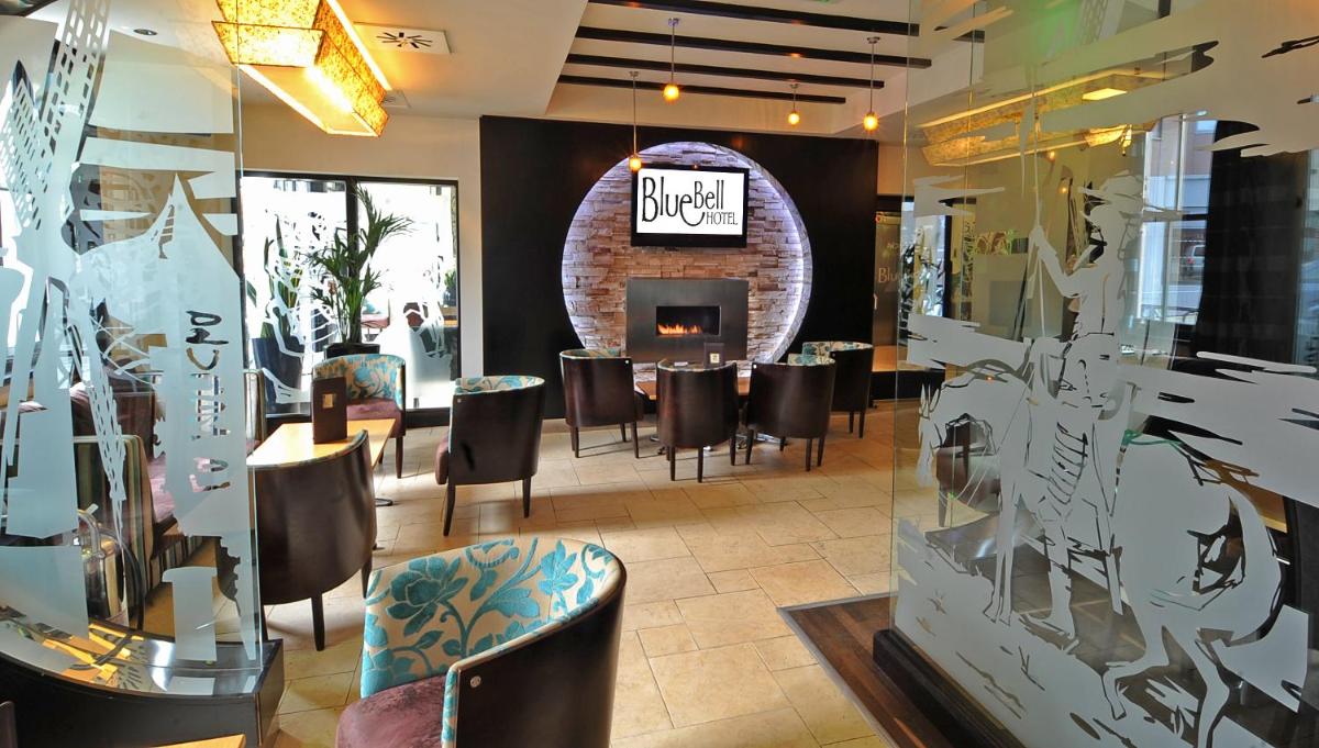 The BlueBell Hotel - Housity