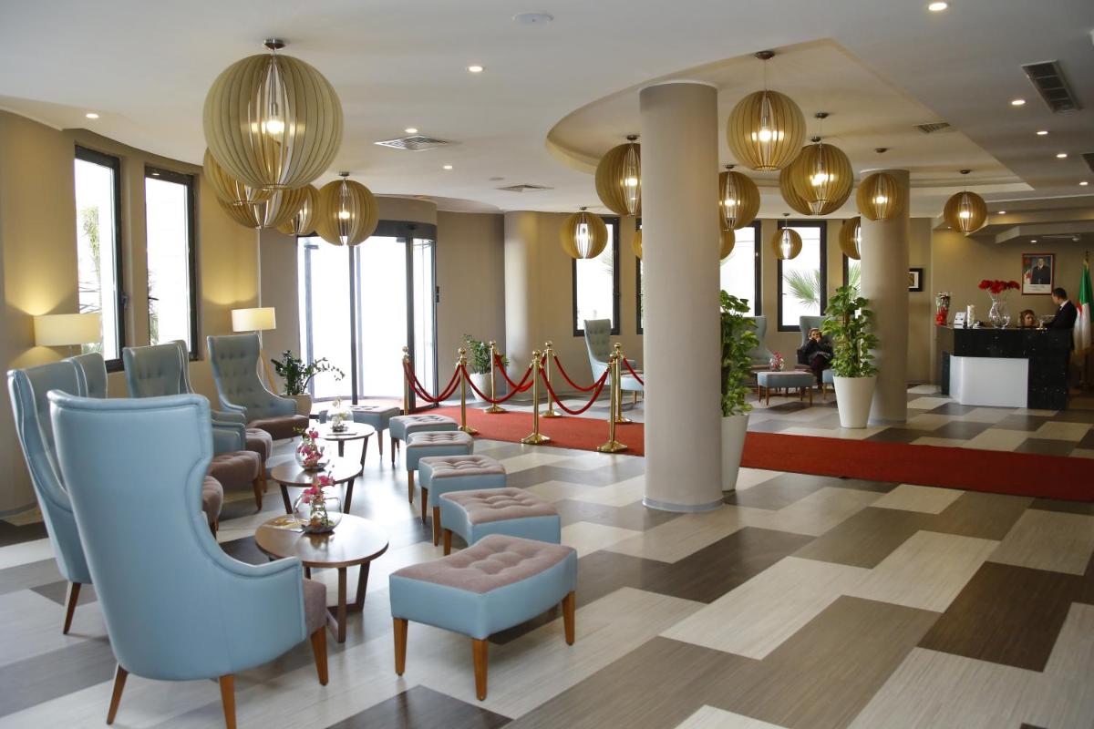 Suitetrails - Le Zenith Hotel Oran
