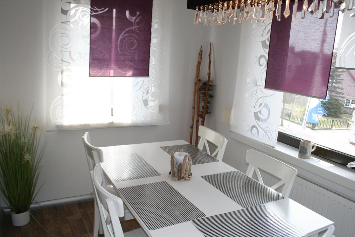 Koserow Ferienwohnung Fam. Jäger 400m zum Strand - Housity