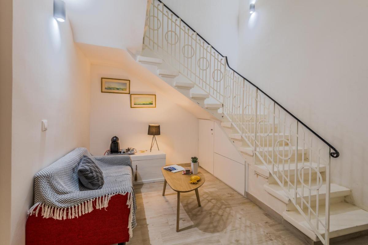 Suitetrails - Valletta Spacious Duplex - St.Paul's Apartments