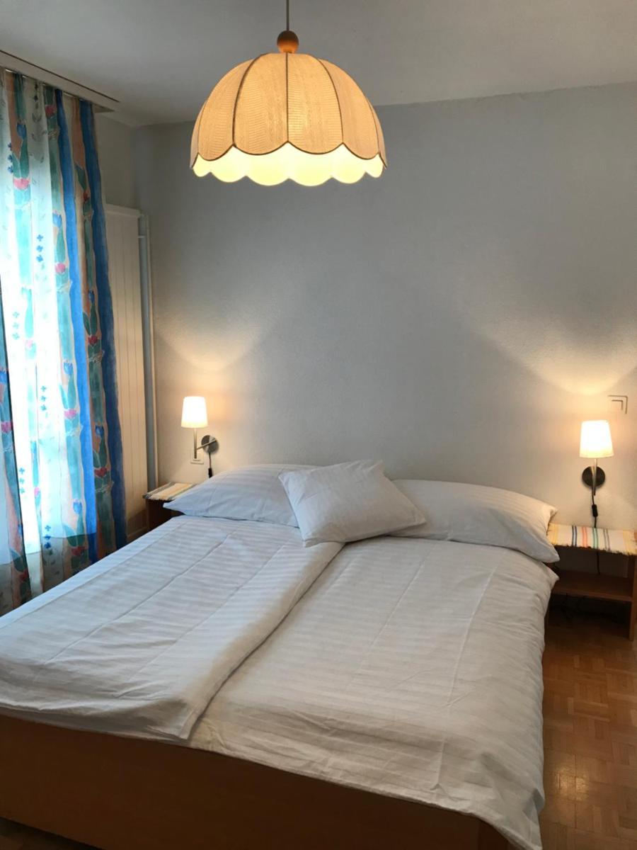 Bed and Breakfast Krone - Housity