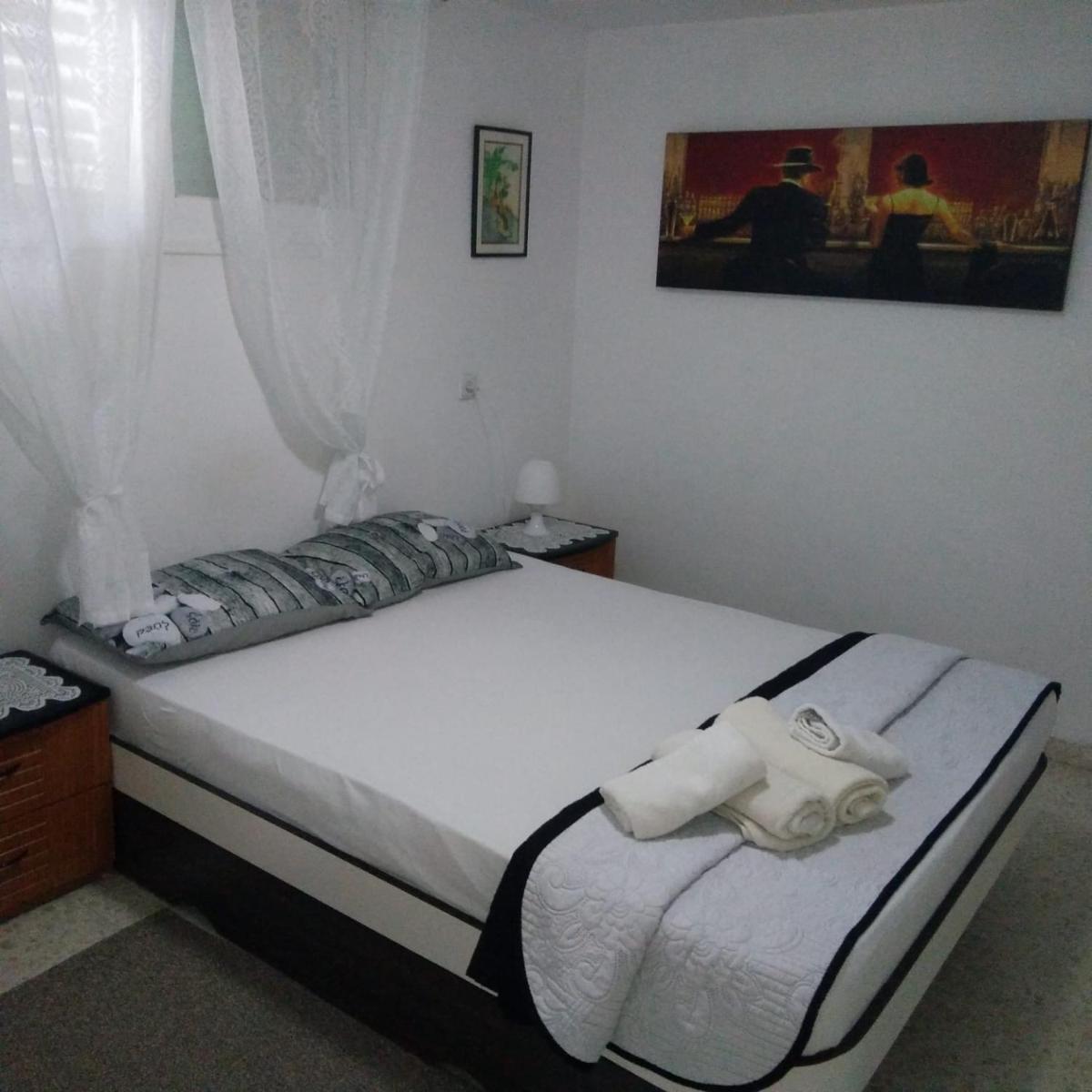 Didi Guest House - Housity