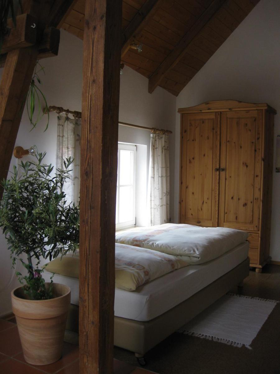 Apartments Bed & Breakfast Brückner - Housity