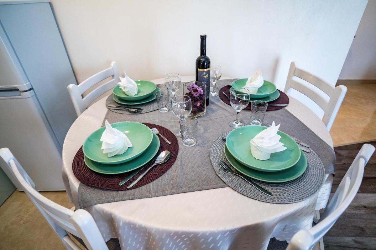 Arenta Apartments - Housity