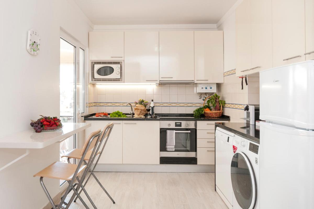 Ericeira T2 Navegantes Apartment - Housity