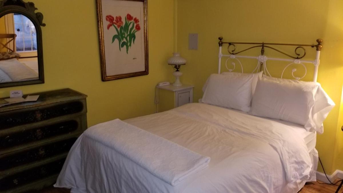 Suitetrails - Incentra Village Hotel