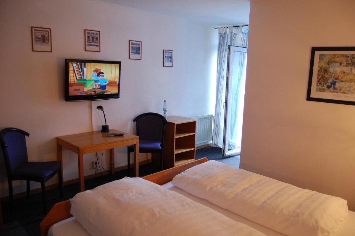 Hotel Johnel - Housity