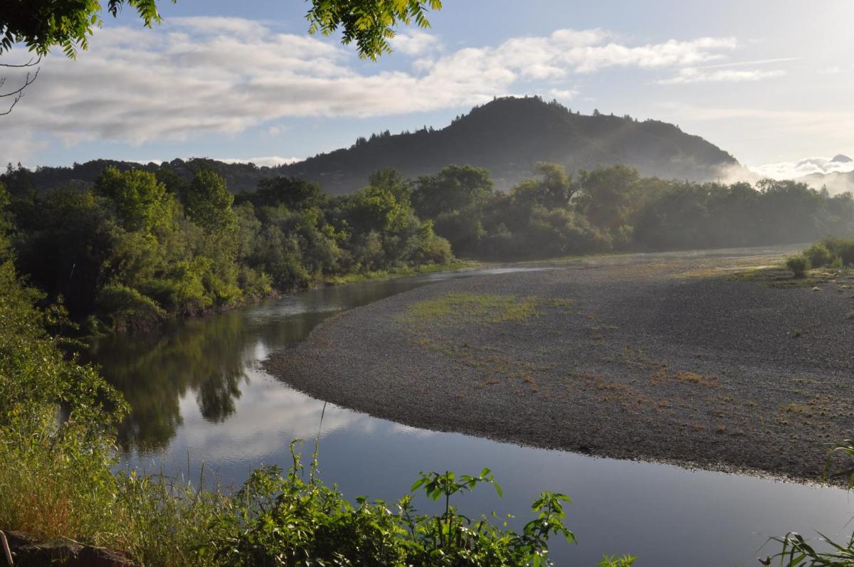 The River Belle Inn - Housity