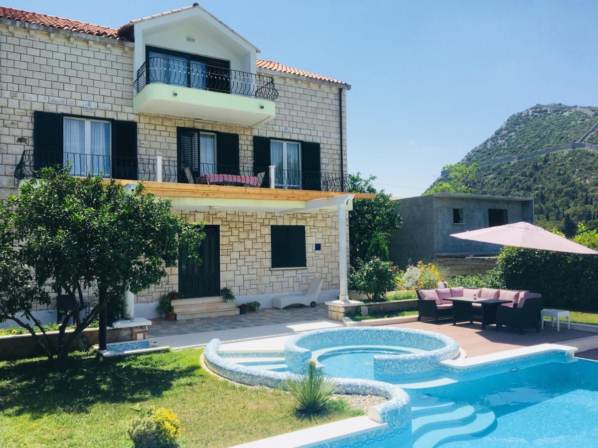 Villa Siga - Housity