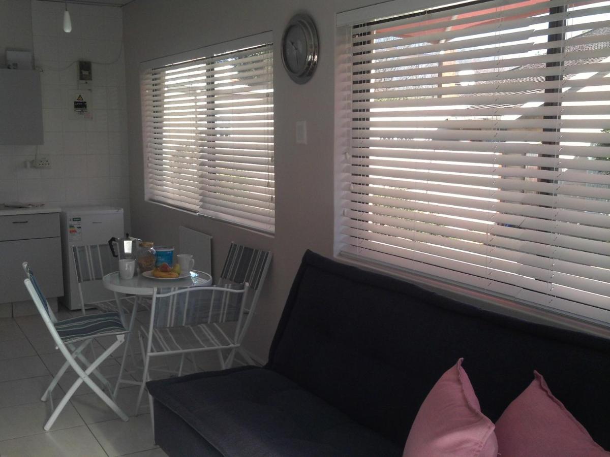 Priscilla's Studio - Housity