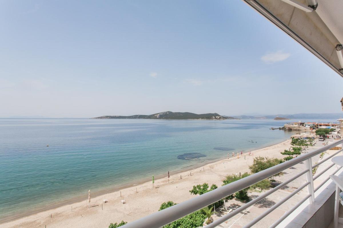 Evia Island,Styra Maisonettes - Housity
