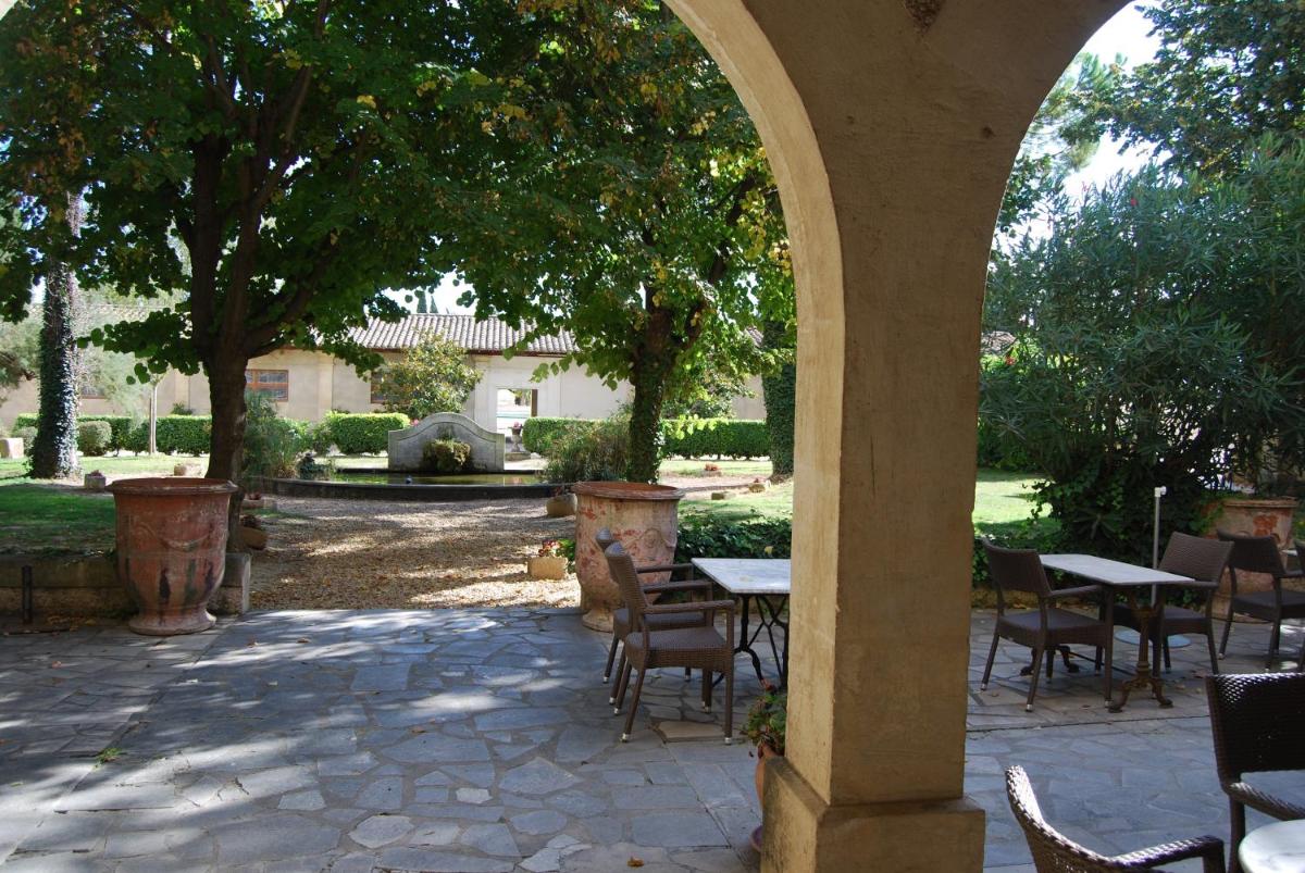 Jardin de l'établissement Domaine du Grand Malherbes