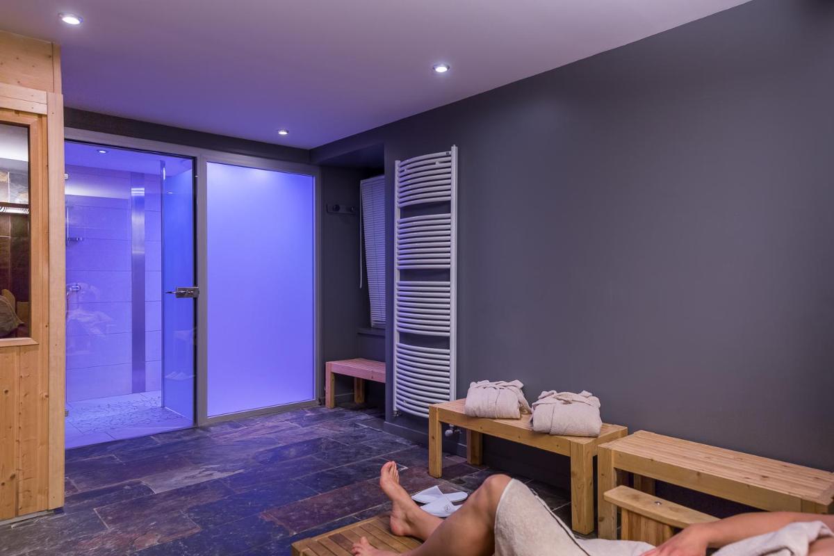 Logis LE RABELAIS Hôtel- Restaurant - SPA - Housity