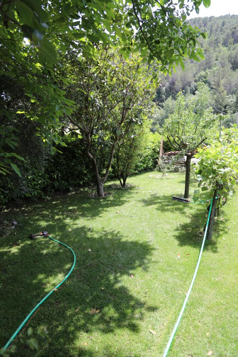 Cozy villa with garden - Housity