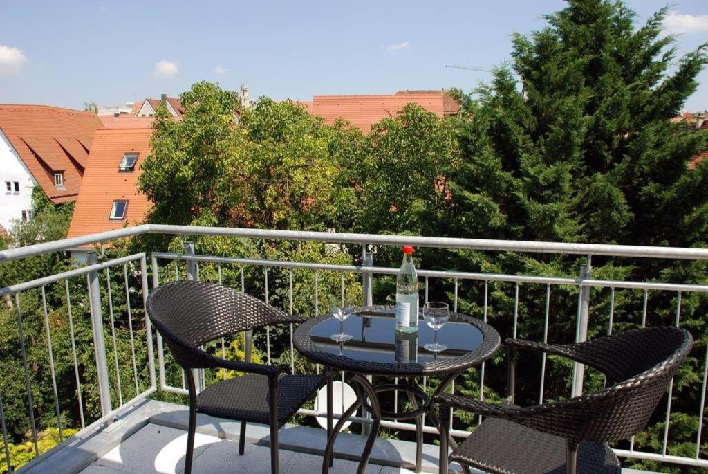Hotel Vesa - Housity