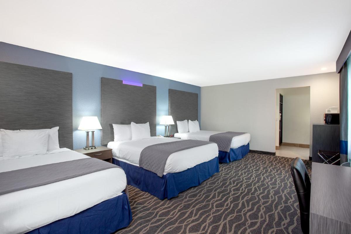 Travelodge Inn & Suites by Wyndham Anaheim on Disneyland Dr - Housity