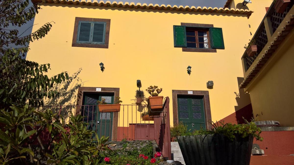 Casal São João Cottages - Housity