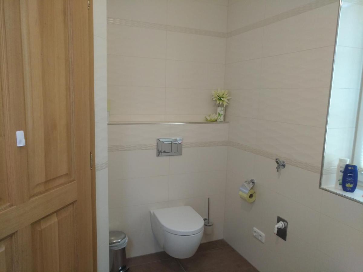 Gästezimmer Brühl - Housity