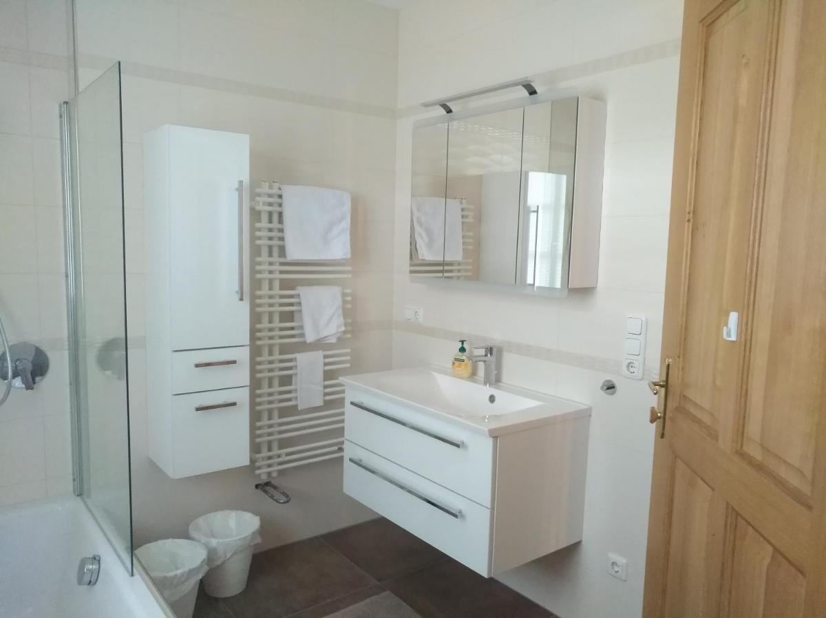 Gästezimmer Brühl - Hizvo