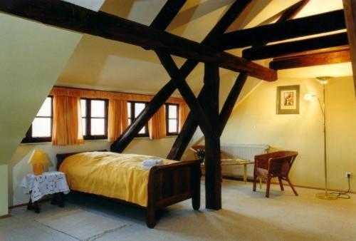Hotel Garni Graf von Oberg - Housity