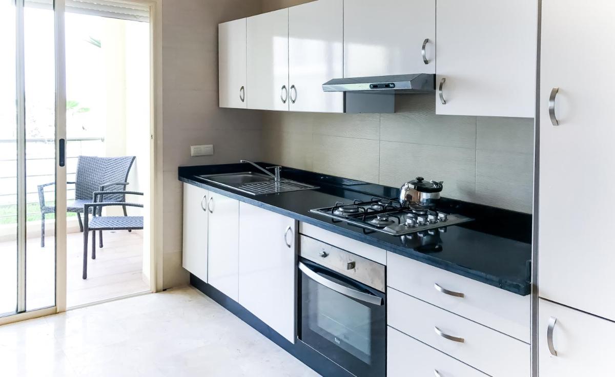 Mehdia Beach Condo - Housity