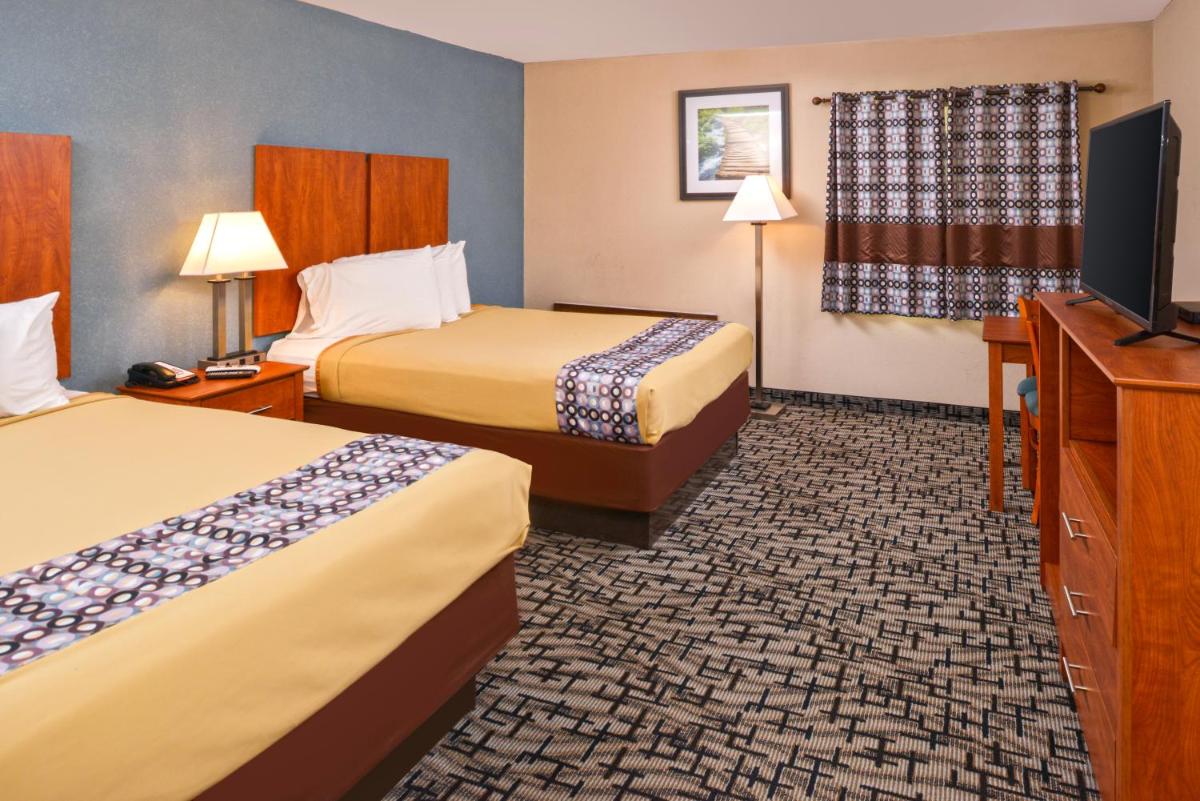 Motel 6 Putnam CT - Housity