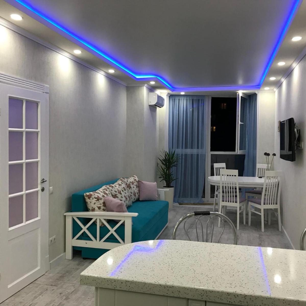 Luxe Apartment on Drahomanova - Housity