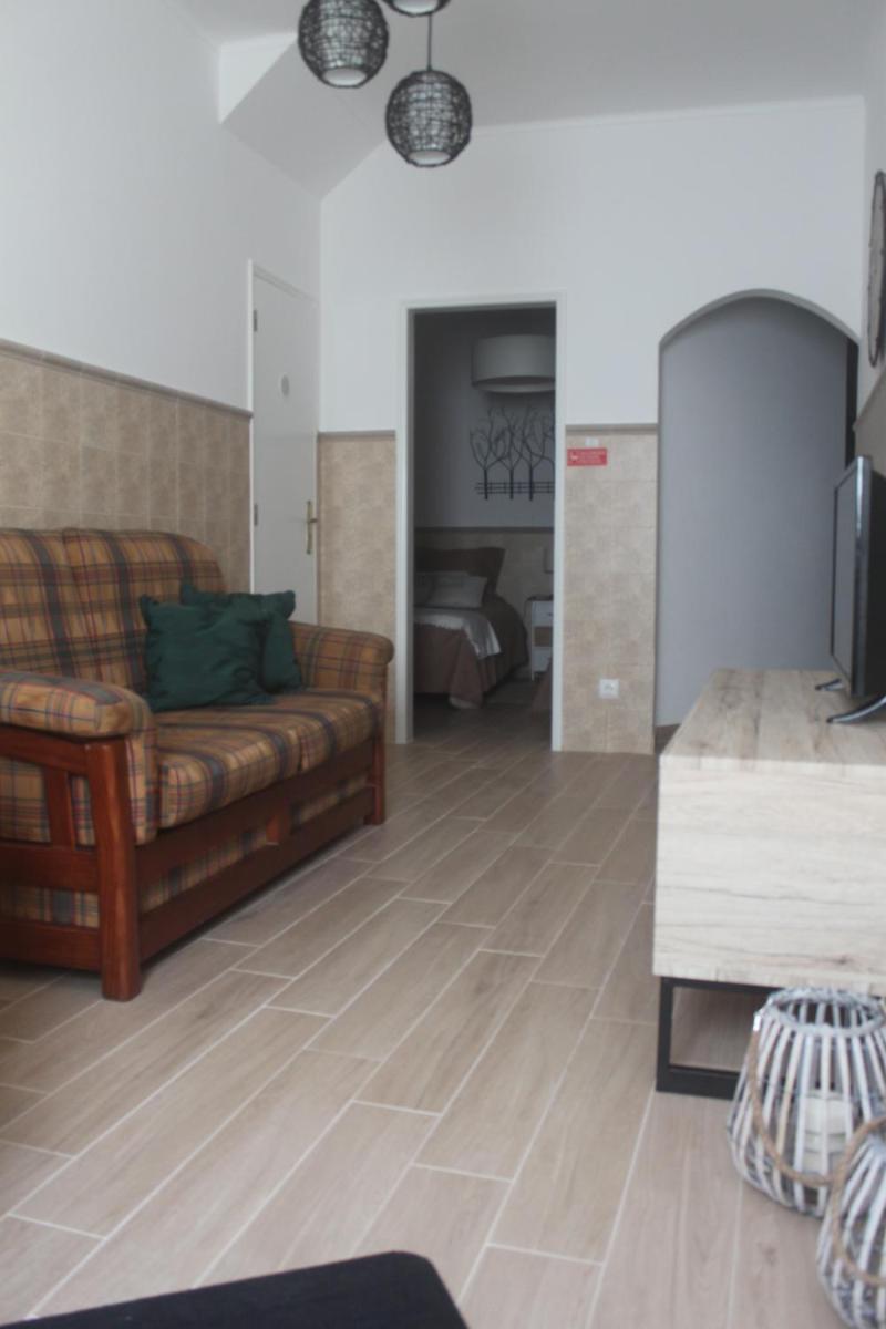 Isaura Henriques - Housity