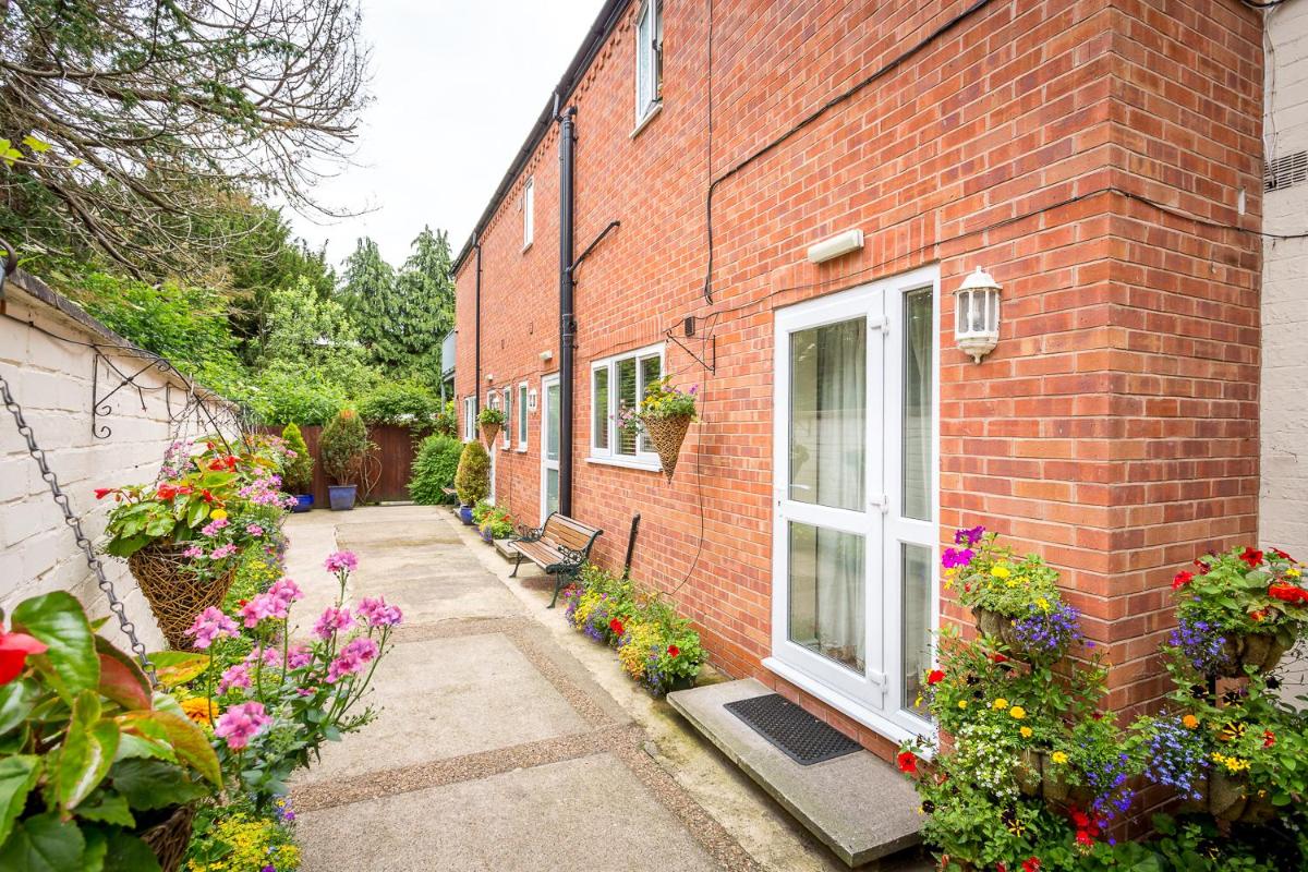 Stratford Studios - Housity