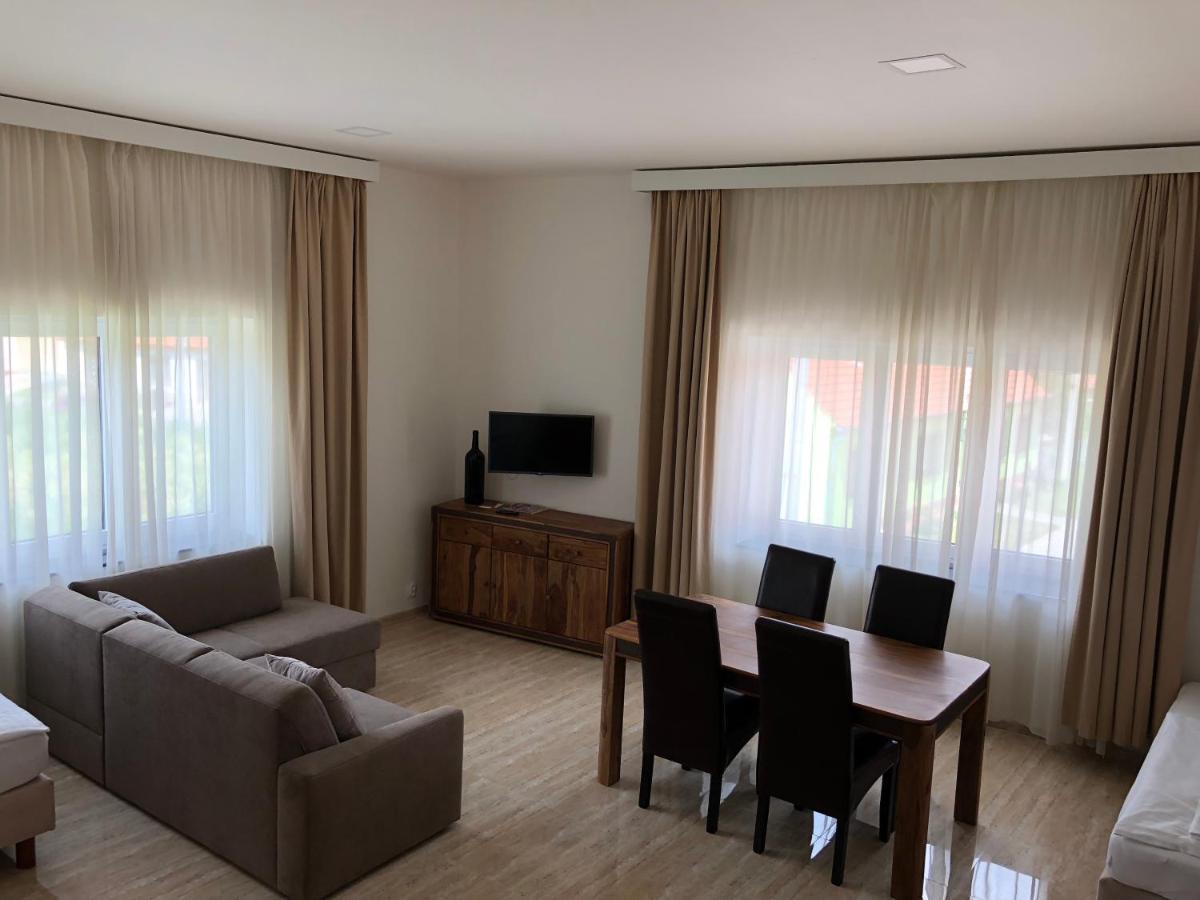 Apartmán Za radnicí - Housity