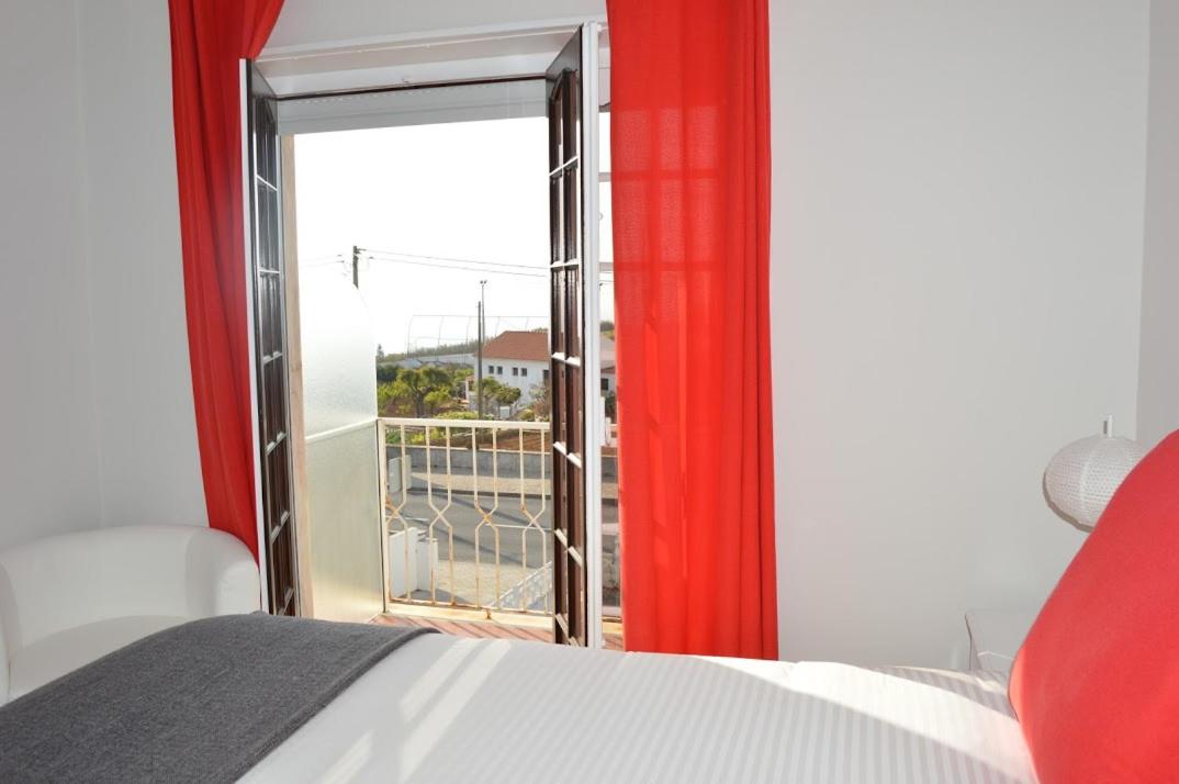 Casa do Rochedo - Housity