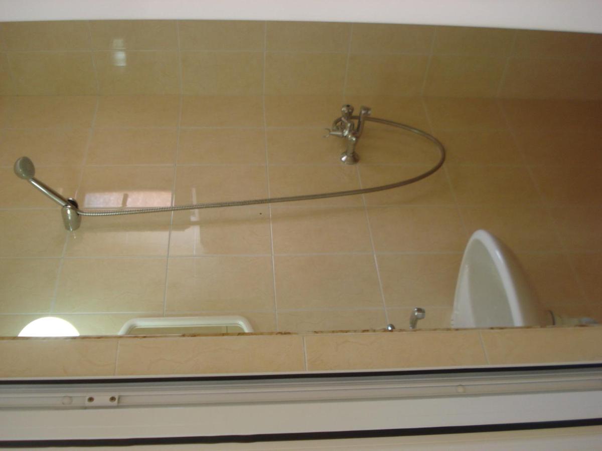 Kupenova Guest House - Housity