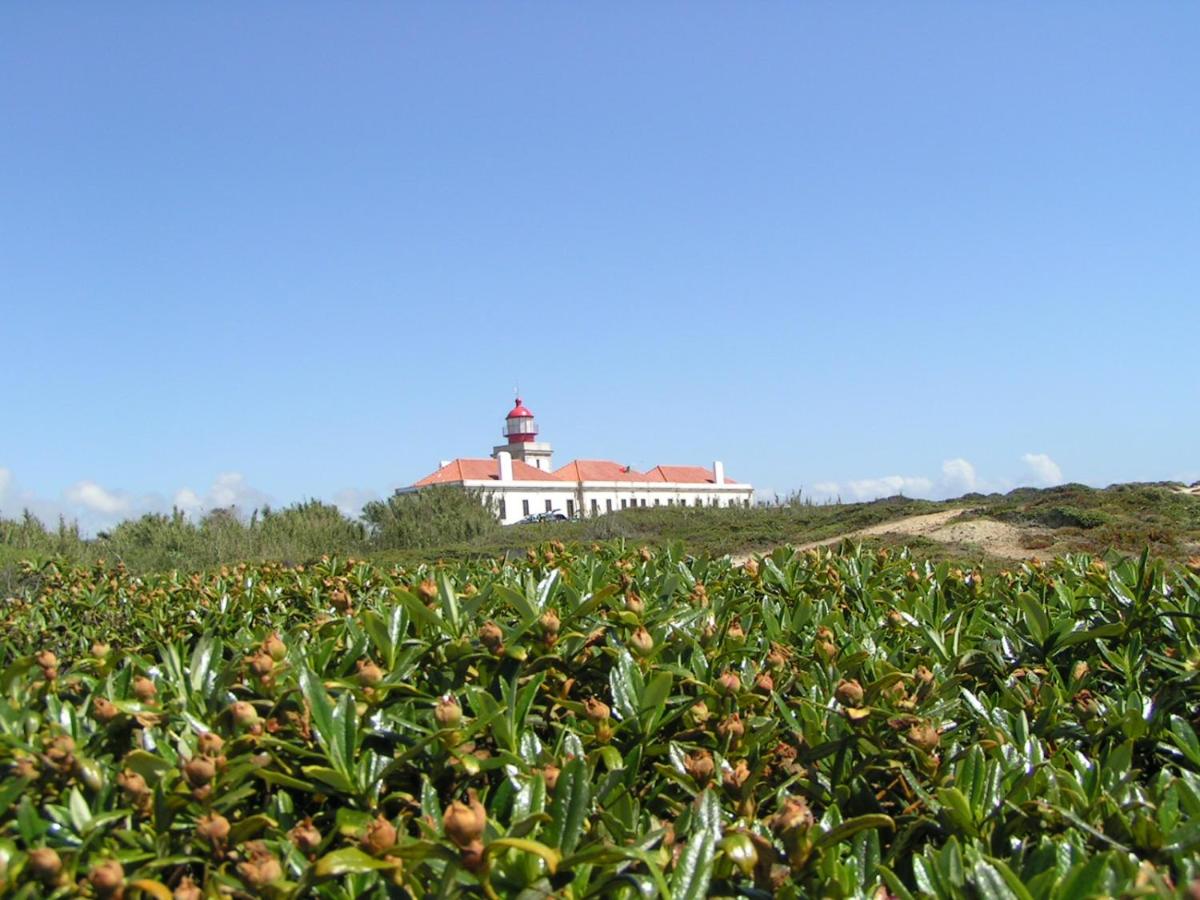 BLUE GUIDE Milfontes - Housity