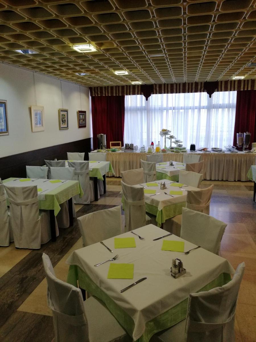 Hotel Park - Housity