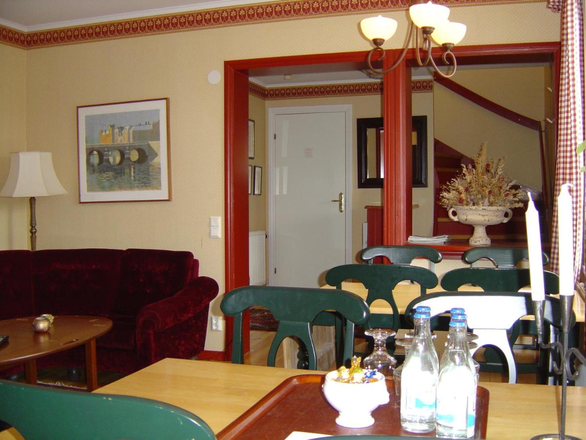 Hotell Mellanfjärden - Housity