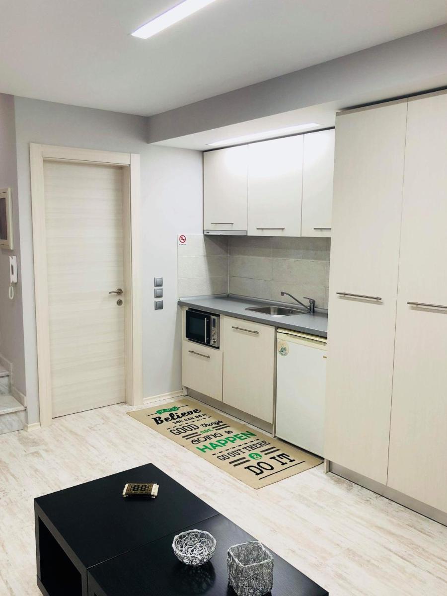 K&B Luxury Studios - Housity