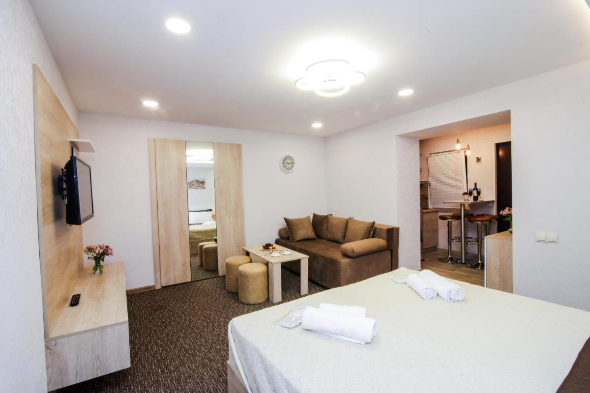 Opera Apartment Very Heart Of Tbilisi - Housity