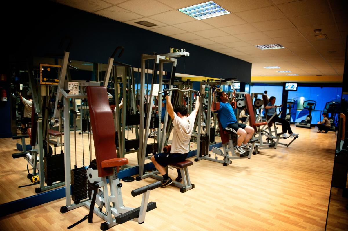 Gimnasio o instalaciones de fitness de Hotel Torresport
