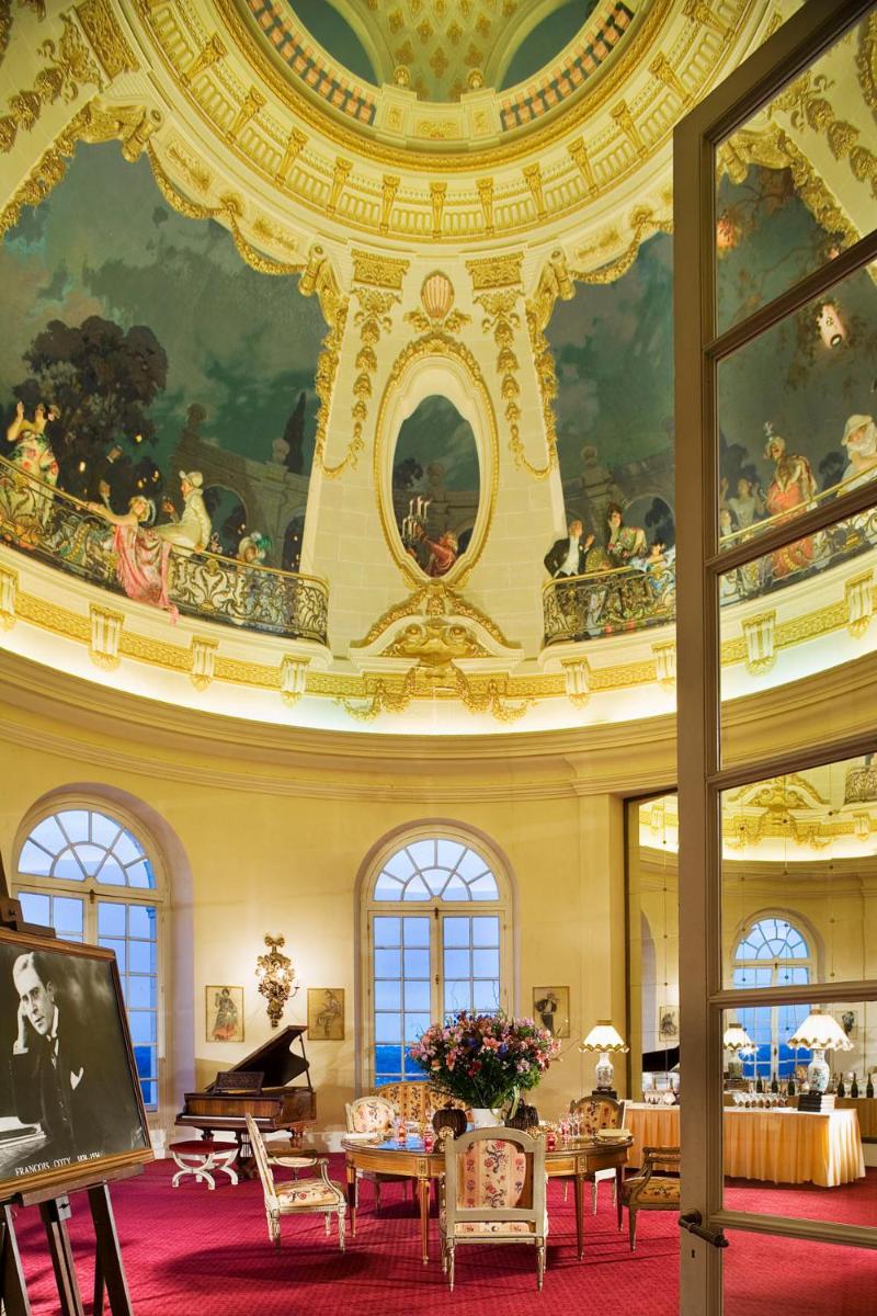 Coin salon dans l'établissement Château D'artigny