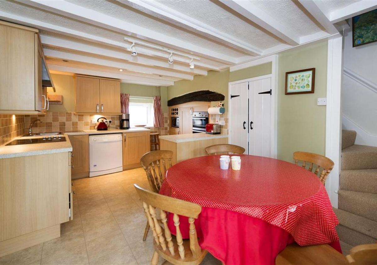 Crowrach Uchaf Cottage - Housity