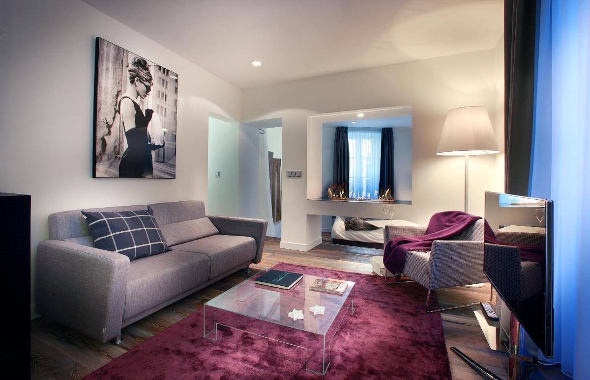 Coin salon dans l'établissement Petit Hôtel Confidentiel